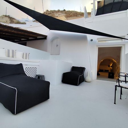 The Magic Luxury Cave Suites Vóthon Exteriér fotografie